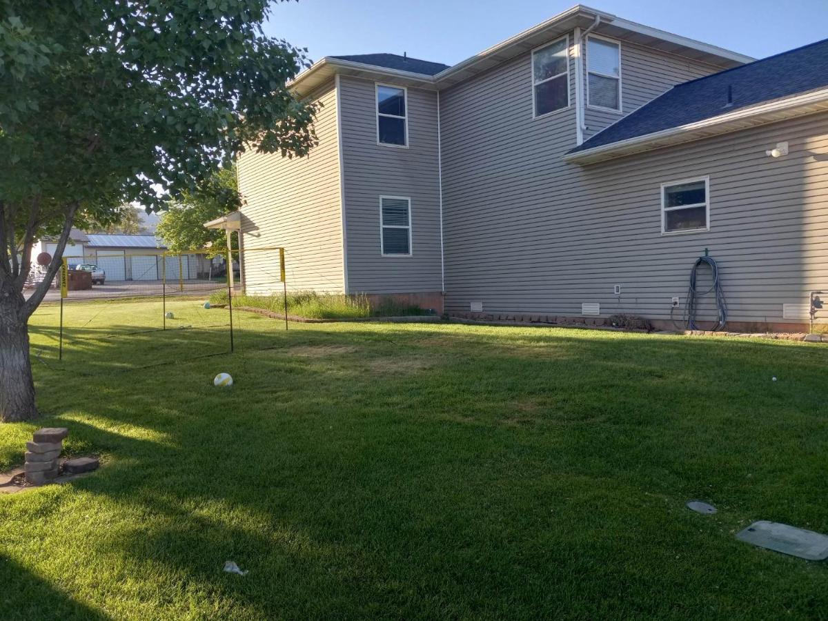 Red Creek Inn And Farm Parowan Exterior photo